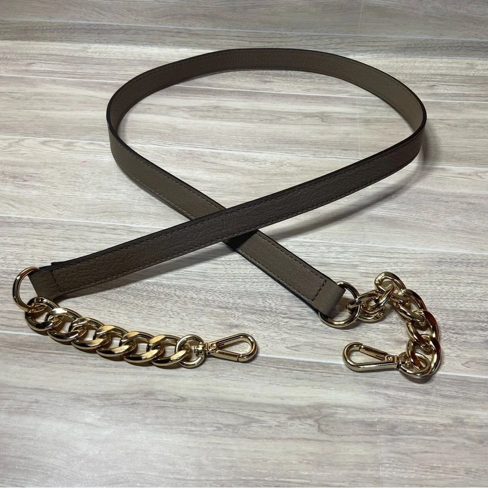 MICHAEL KORS / Taupe Shoulder Strap with Gold Chain